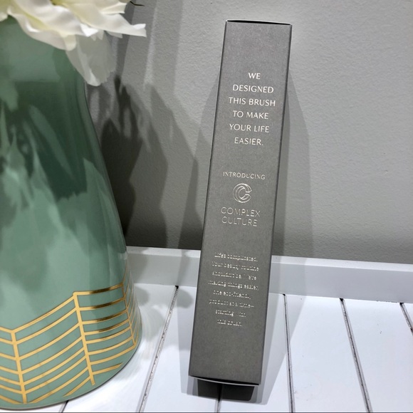 Complex Culture Contour Blush Brush - Picture 2 of 4